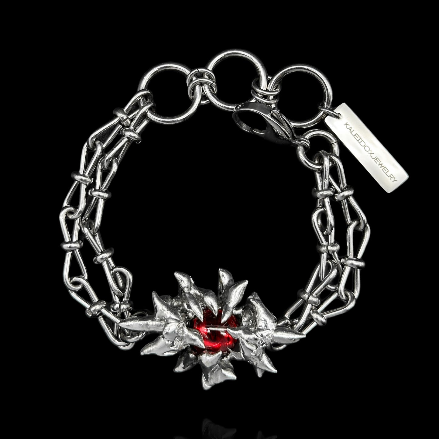 Soldered red gem thorns bracelet