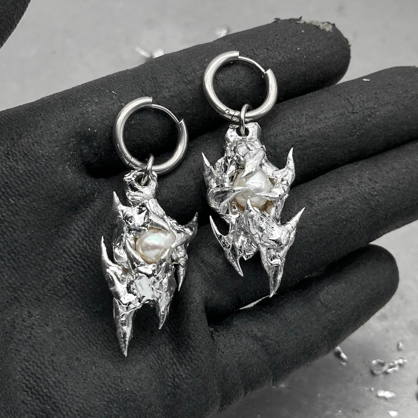 Soldered Pearl Spiky Earrings 02