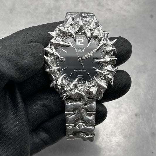 Soldered thorns watch 42