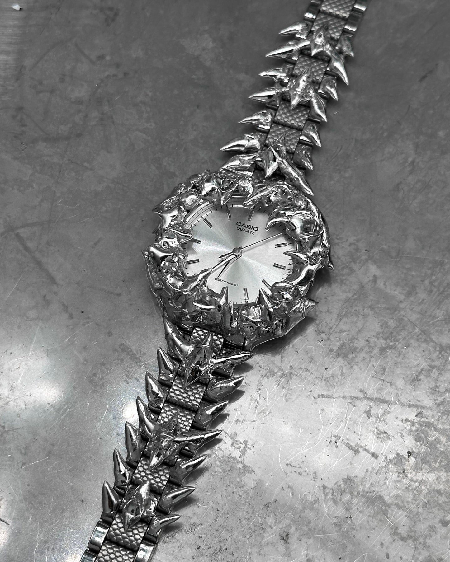 Soldered Irregular Thorns C Watch 75
