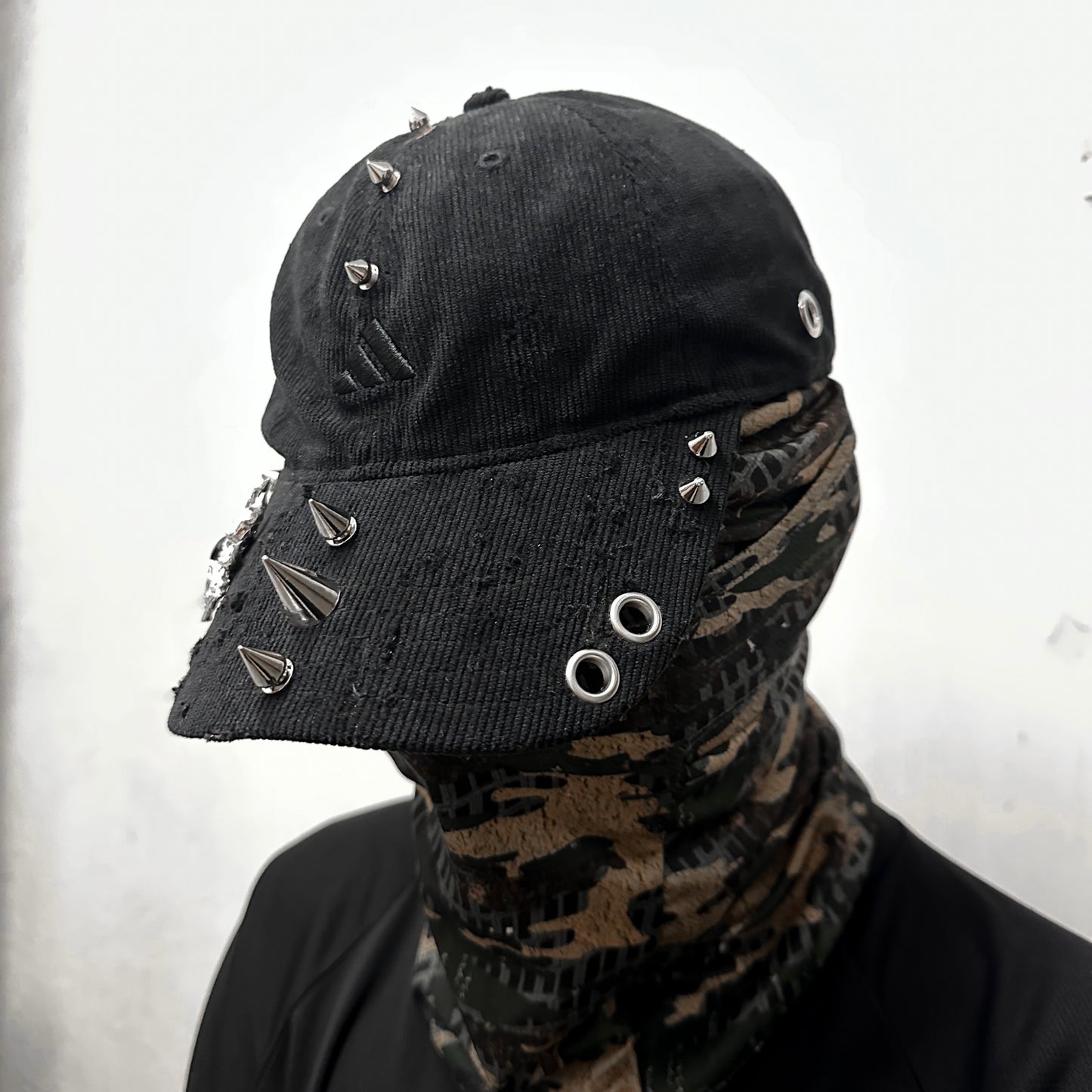 Soldered Spider Spiky Custom Cap