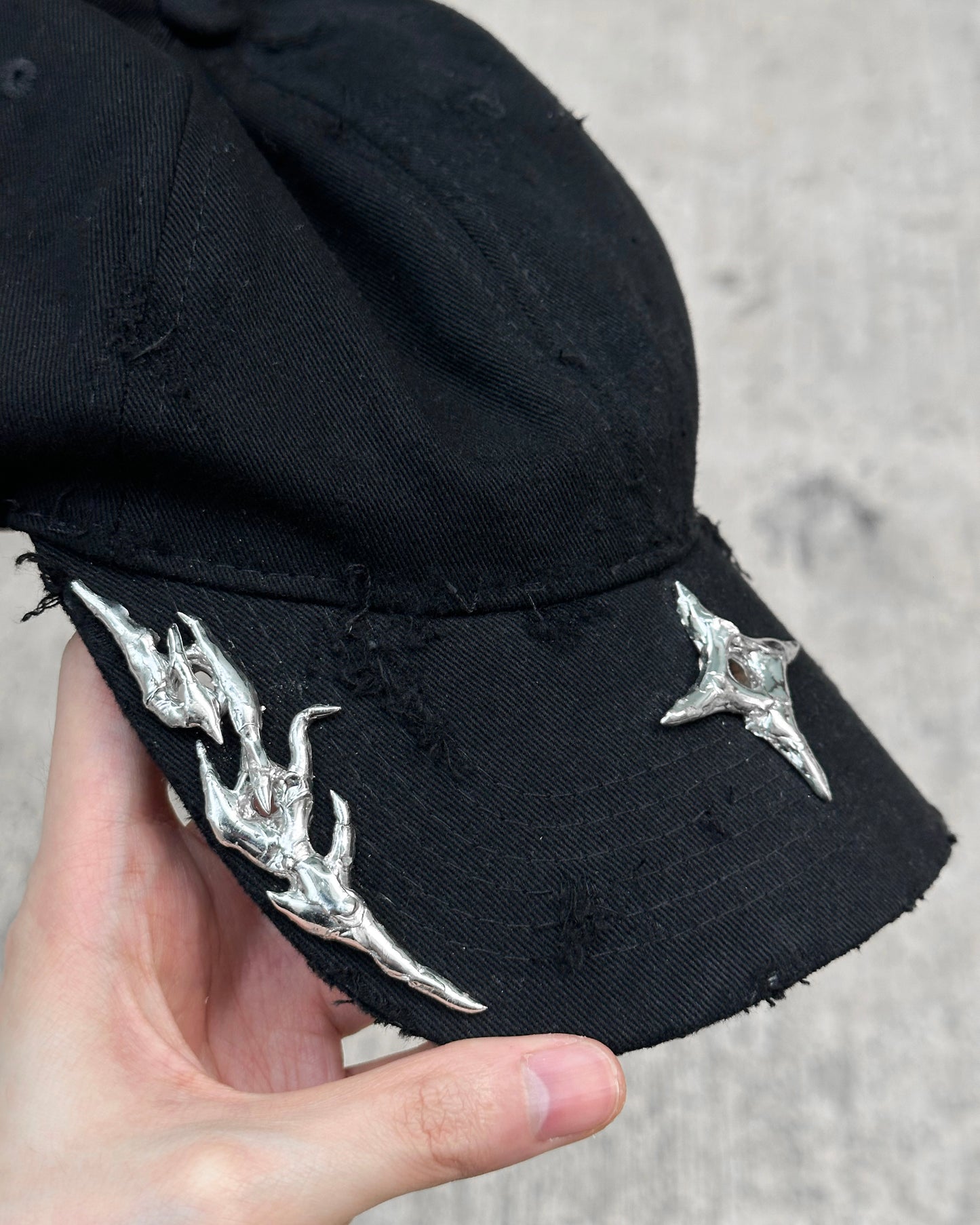 Soldered Thorns & Star Worn Out Caps