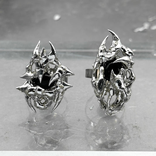 Soldered black open ring