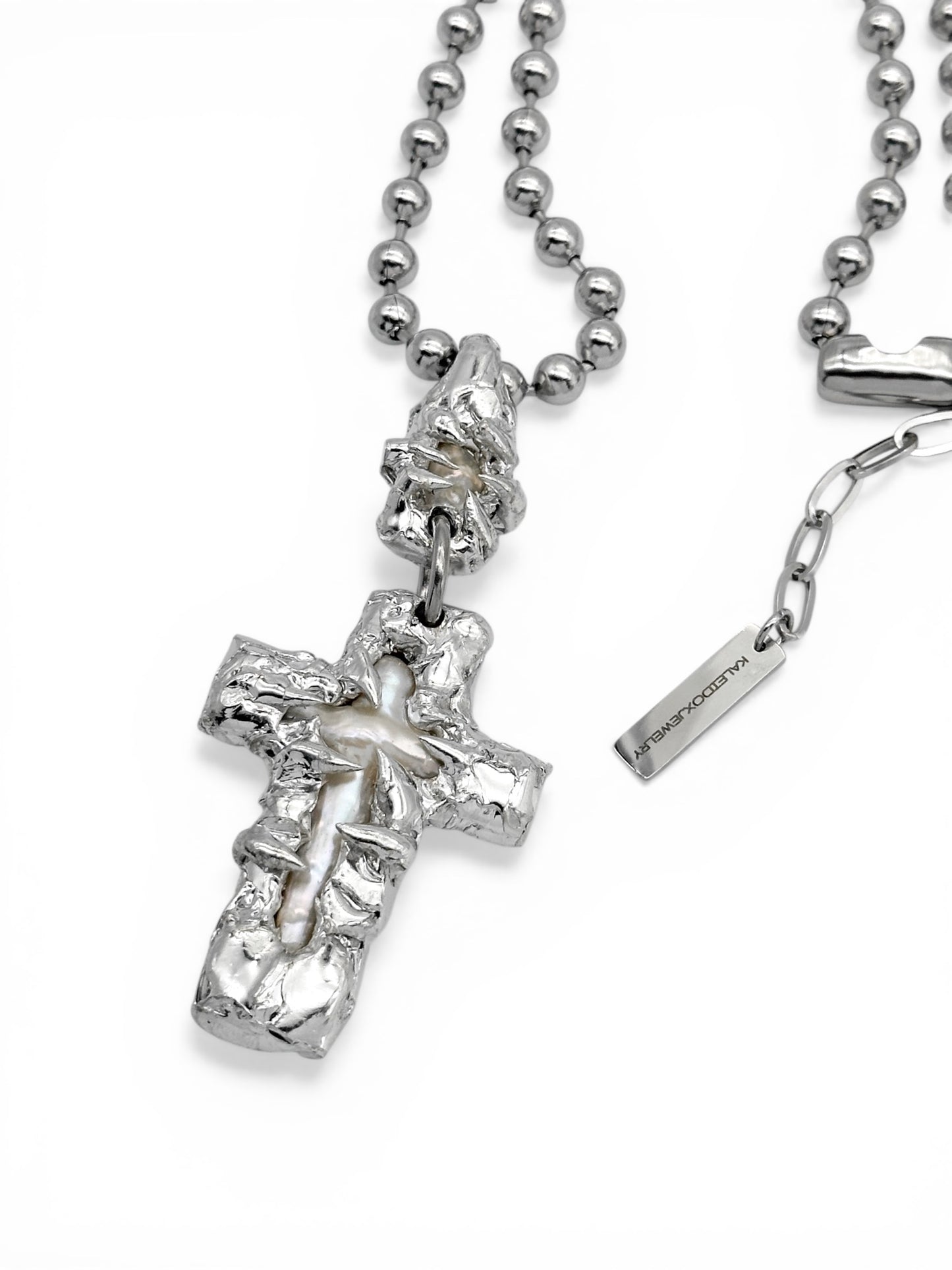 Soldered Pearl Pendant Necklace