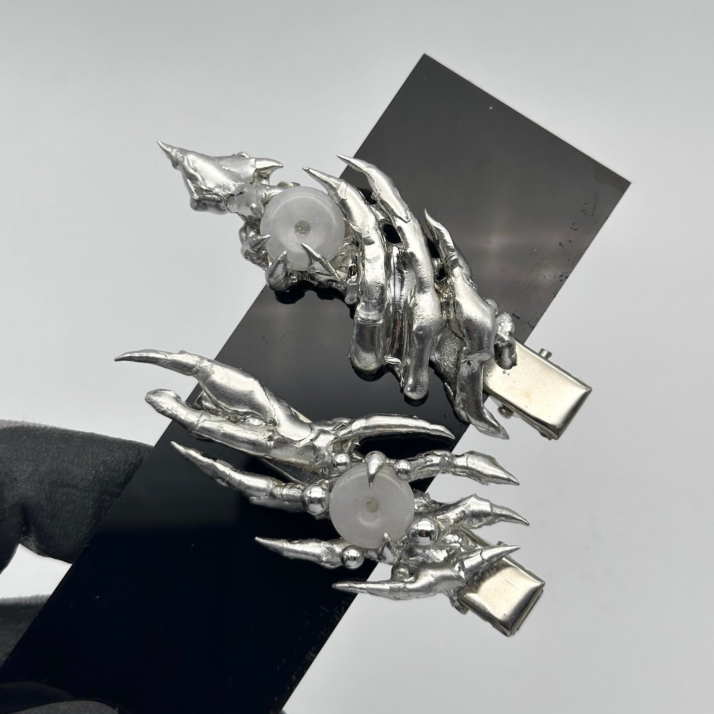 Soldered White Jade Thorns Hair Clips