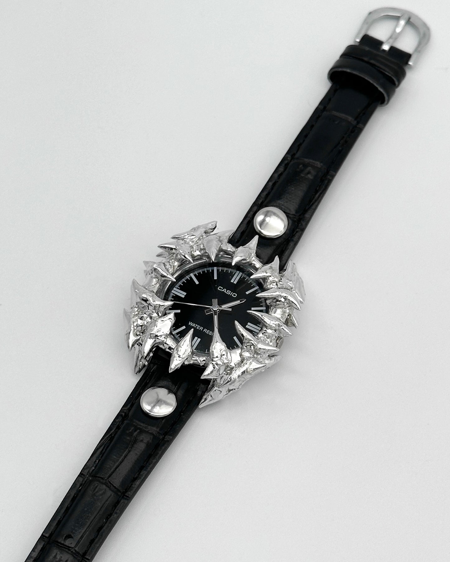 Soldered Thorns C Watch With Studded Strap