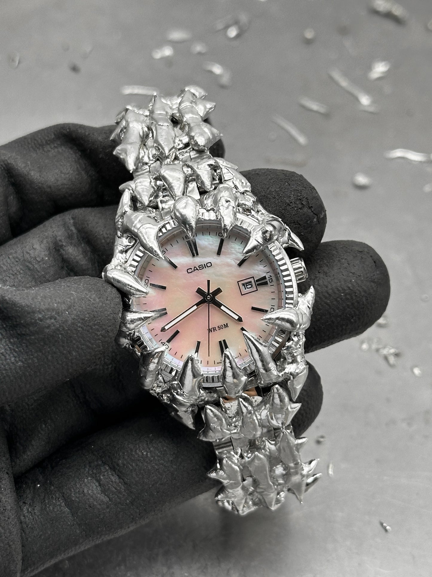 Soldered pink pearl watch 49