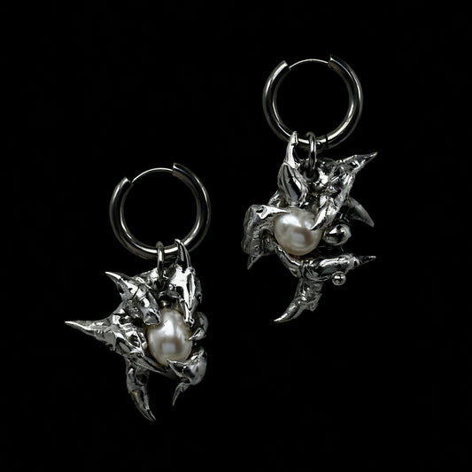 Soldered Pearl Spiky Earrings 01