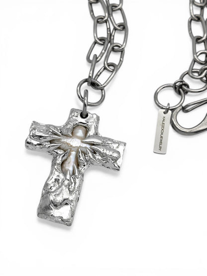 Soldered Pearl Pendant Necklace