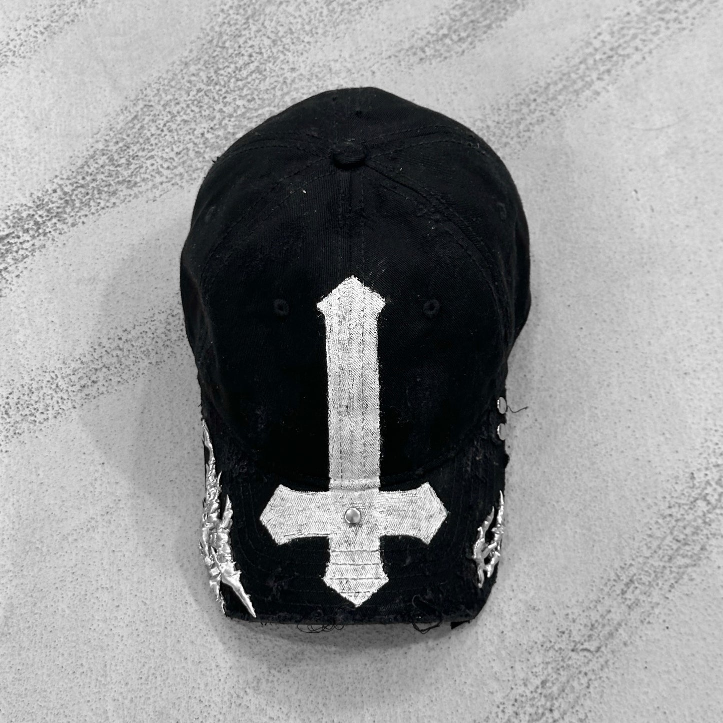 Upside Down Cross Soldered Thorns Cap 03