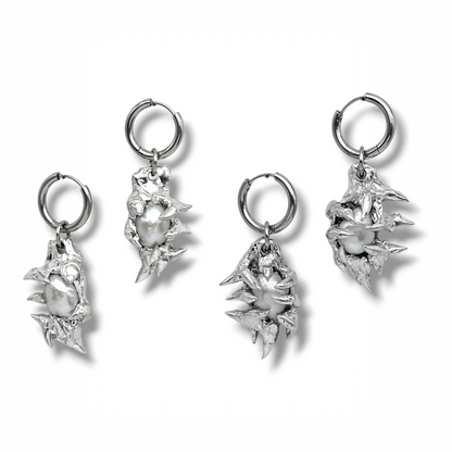 Soldered Thorns Pearl Earrings