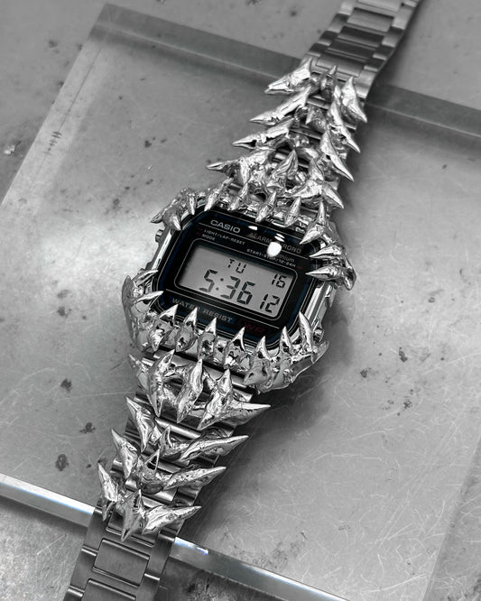 [PRE-ORDER] Soldered Thorns Digital C Watch (Ver.2)