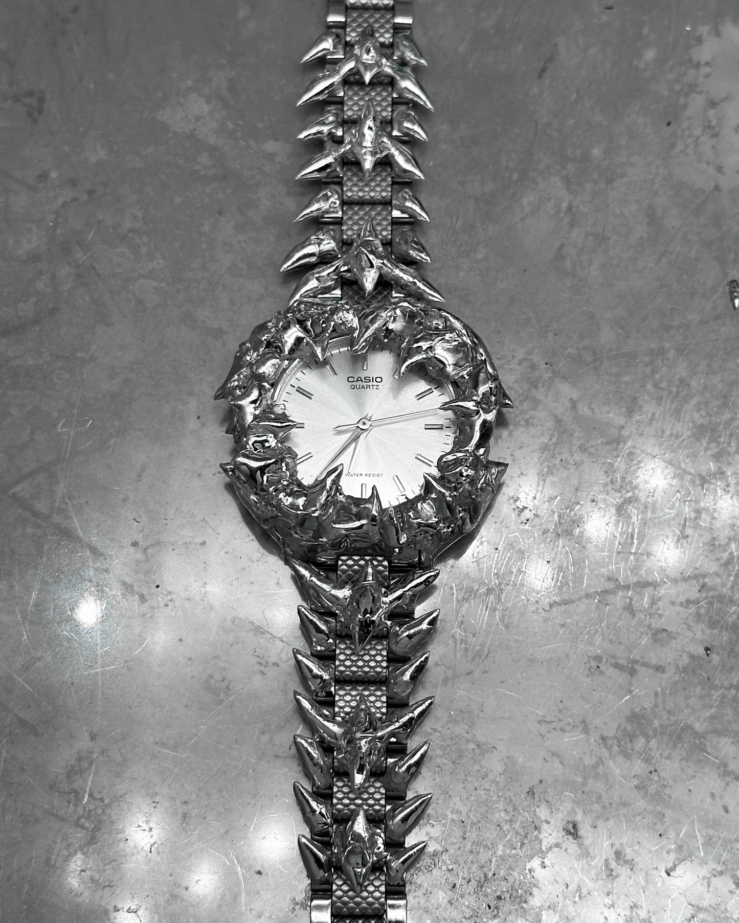 Soldered Irregular Thorns C Watch 75
