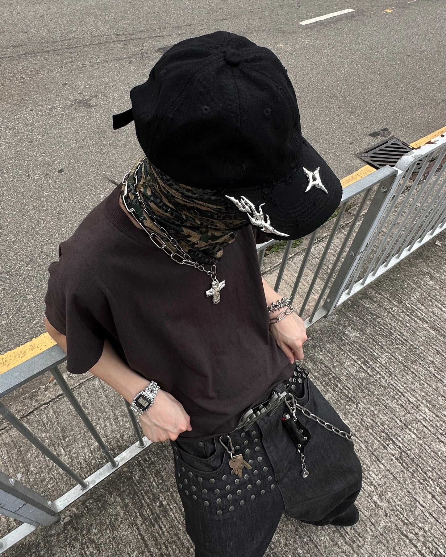 Soldered Thorns & Star Worn Out Caps