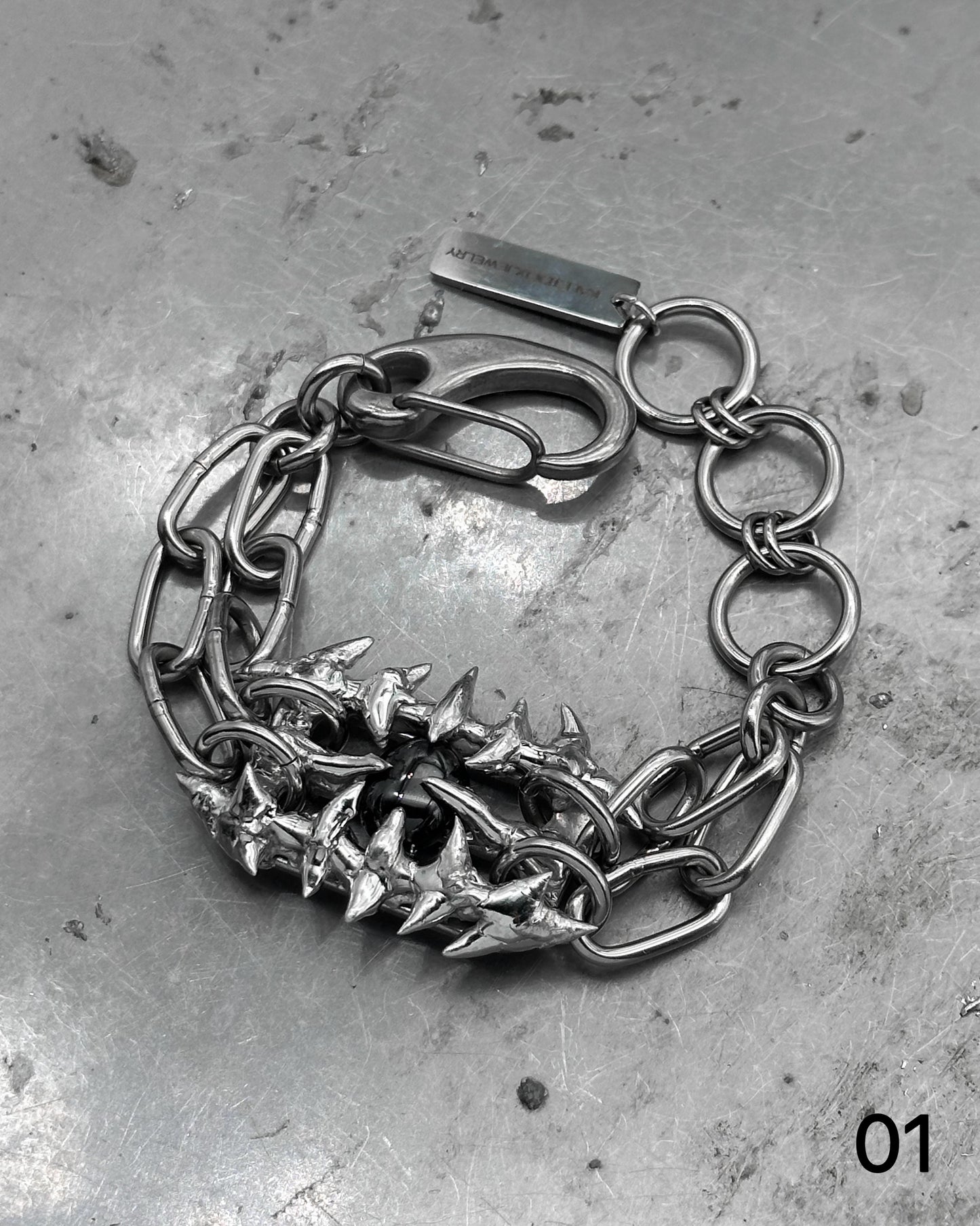 Soldered Thorns Black Gem Bracelets